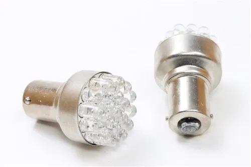 UN POLO LED COMUN FLOR UN POLO LED COMUN FLOR