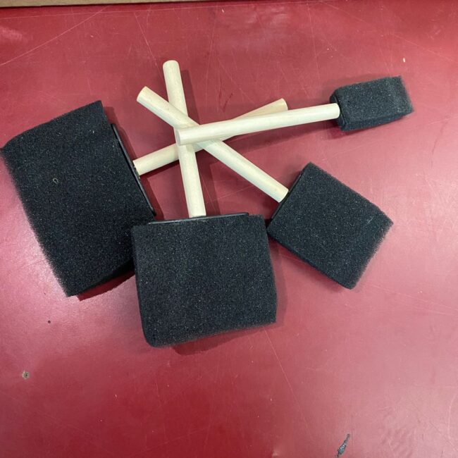 SET DE 4 PINCELES DE GOMA ESPUMA