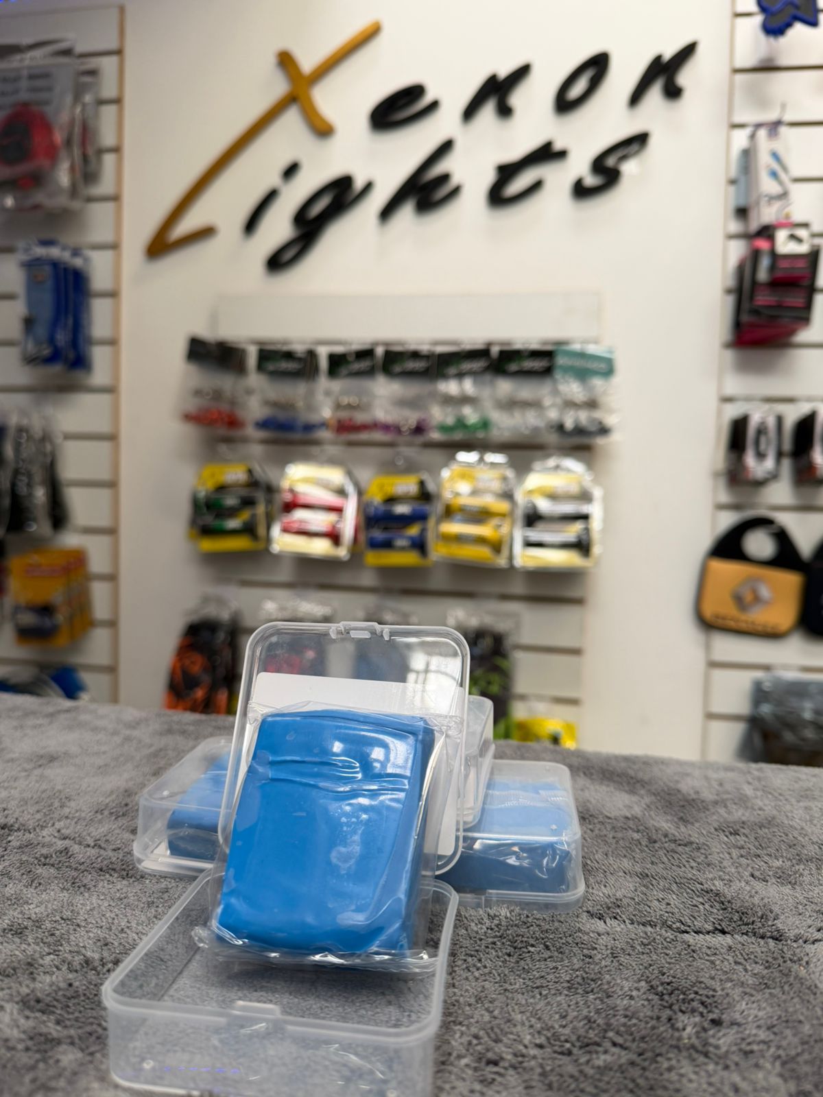 a70372d1-11d6-4ed4-ba3a-66bbabee3ca7 CLAYBAR DESCONTAMINANTE DE PINTURA 100 GR - Imagen 1